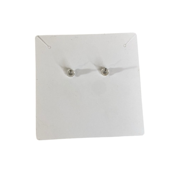 NWOT Gold Bow Stud Earrings - Picture 5 of 5